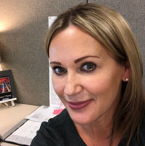 Meet your Posher, Lori